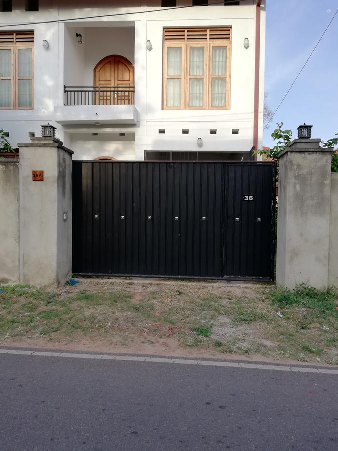 Bed and Breakfast Air Port 5 Minutes Super Clean Upul Negombo Exterior foto