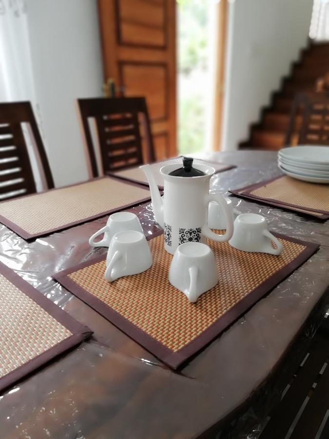 Bed and Breakfast Air Port 5 Minutes Super Clean Upul Negombo Exterior foto